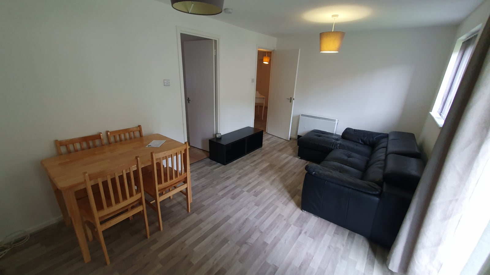Flat Magpie Close in Greater London