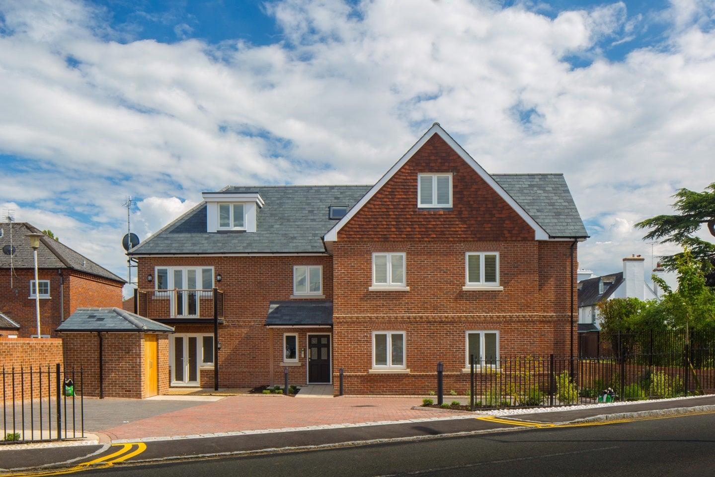 Flat Little Marlow Road in Marlow