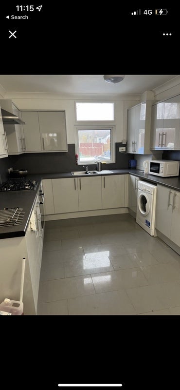 Room Frant Road in Greater London
