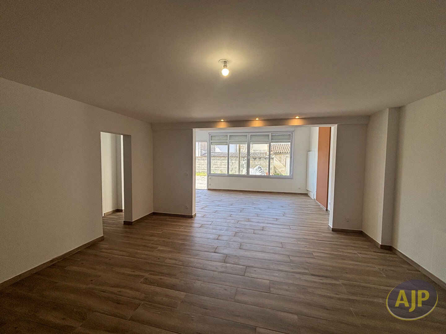 Flat La Transeuropéenne in Saint-Martial-d'Artenset