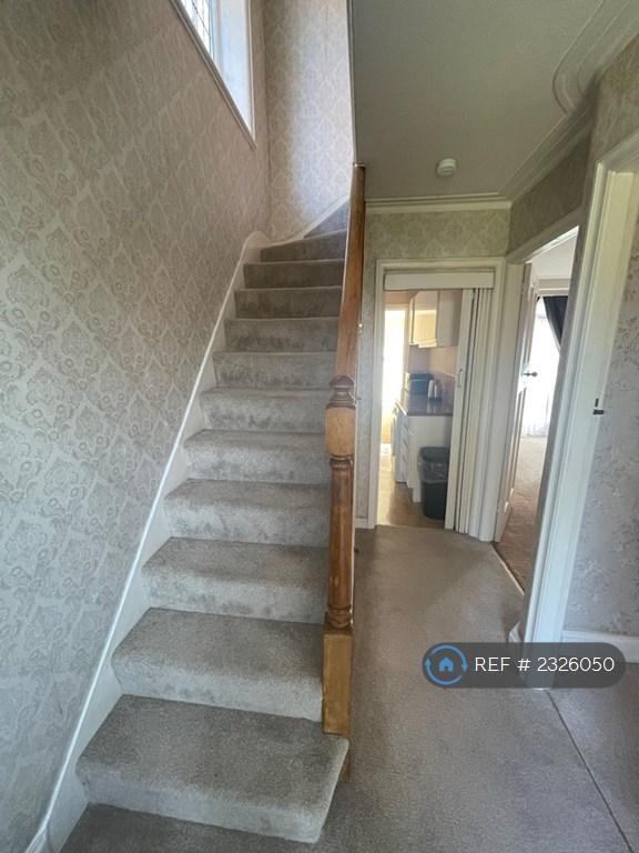 House Woodcroft in Greater London