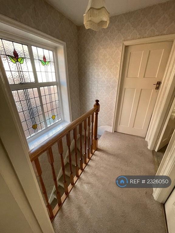 House Woodcroft in Greater London