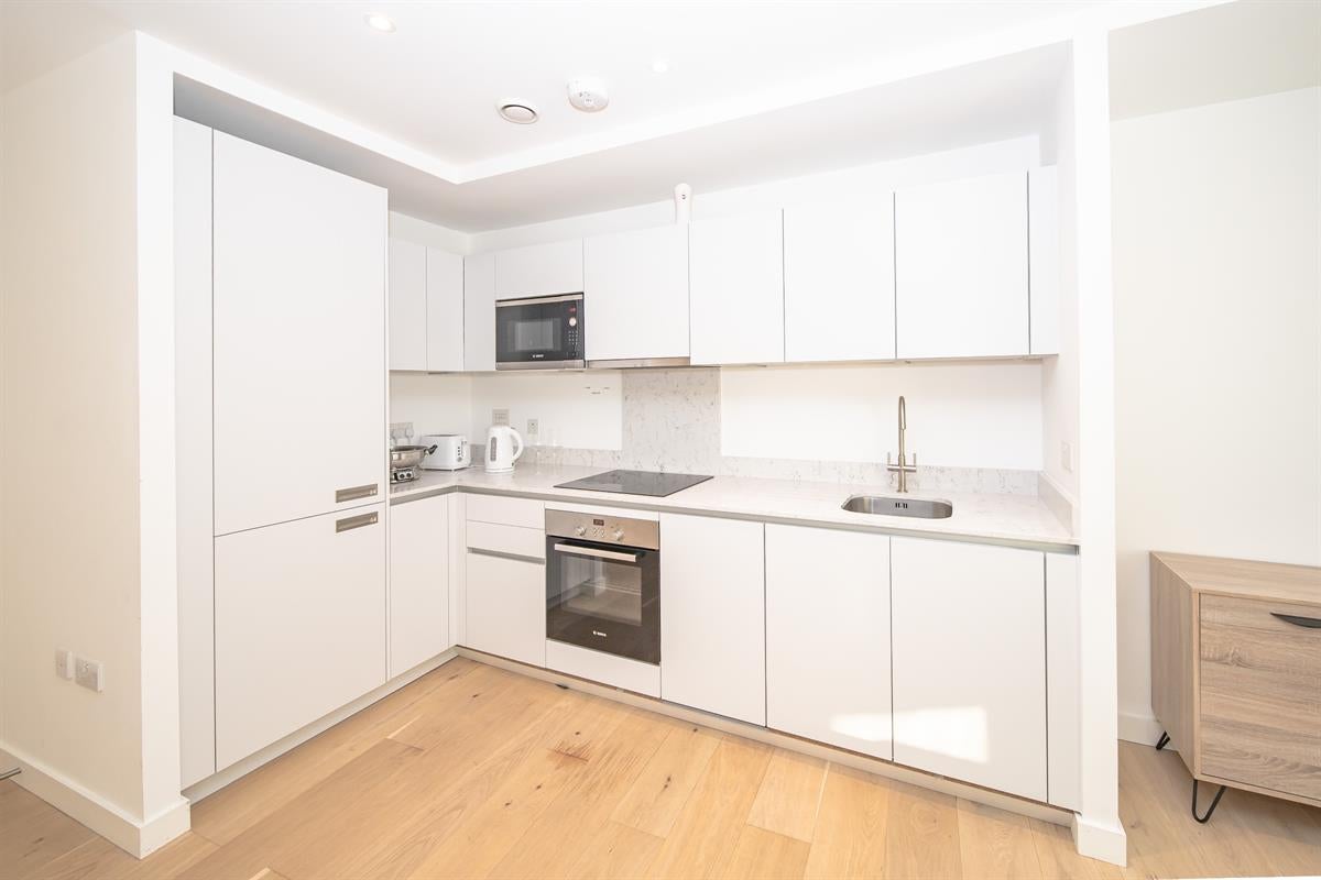 Flat Pentonville Road in Greater London