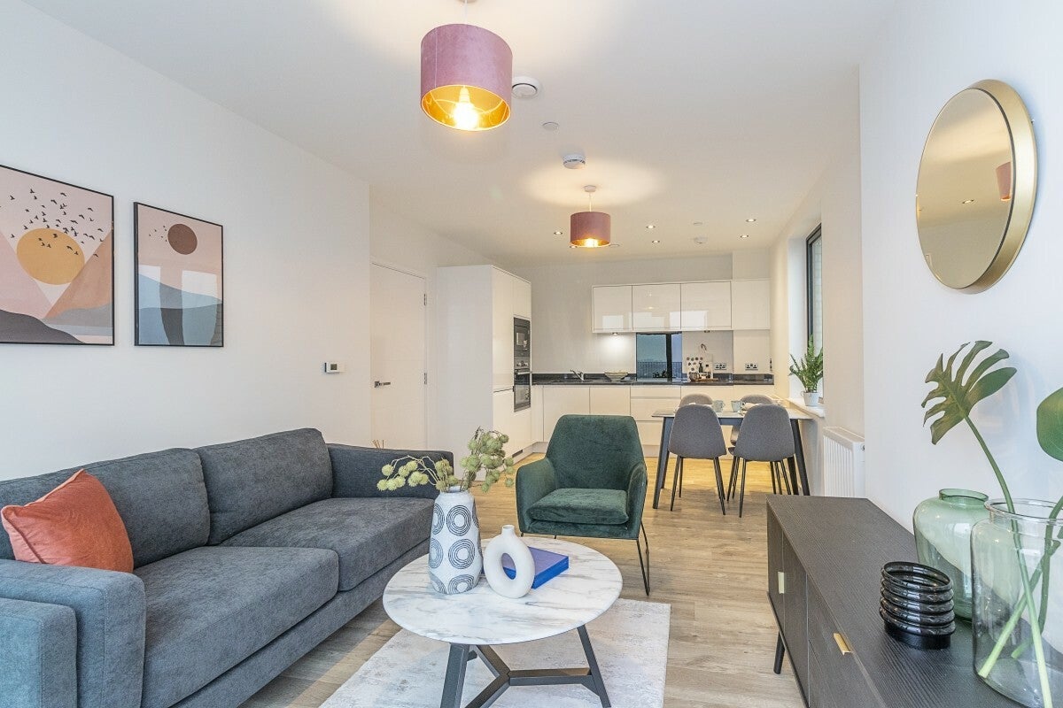 Flat Carlyon Road in London