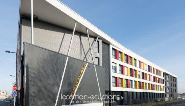 Room Rue du Docteur Bienfait in Reims