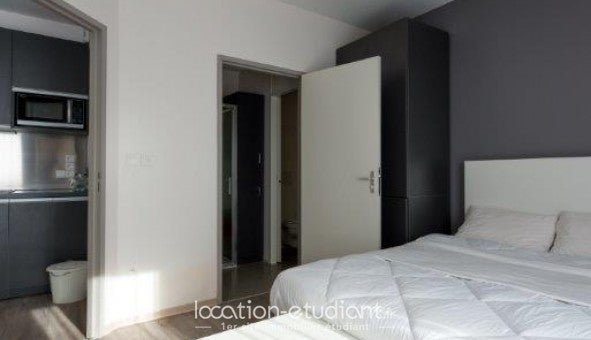 Chambre Rue du Docteur Bienfait à Reims