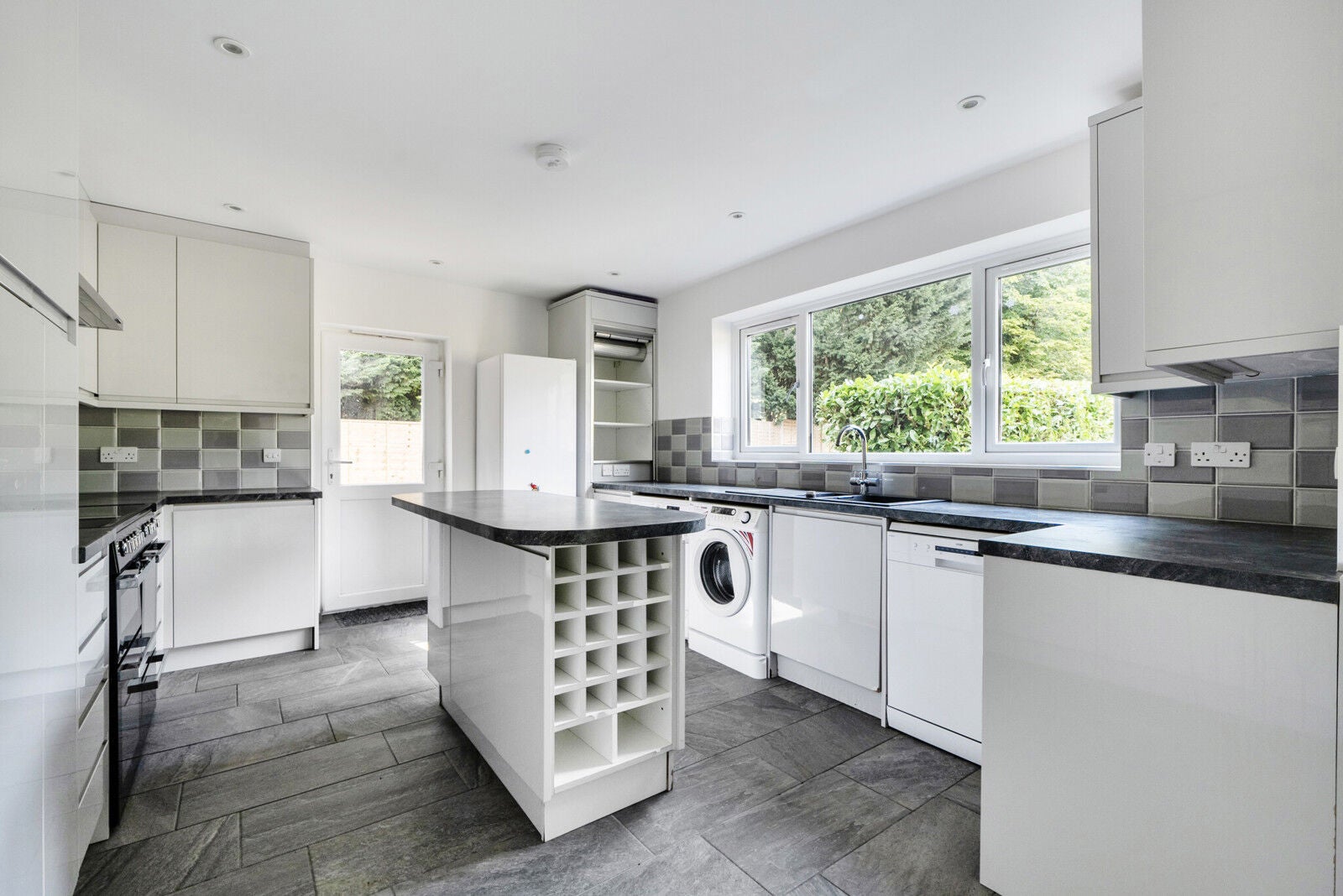 House Bath Road in Kiln Green