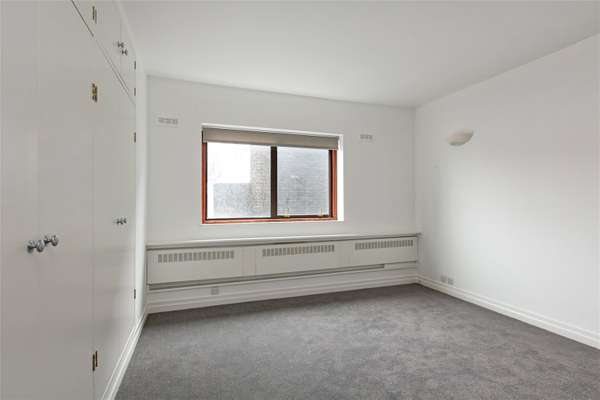 Flat St Edmund's Terrace in City of Westminster