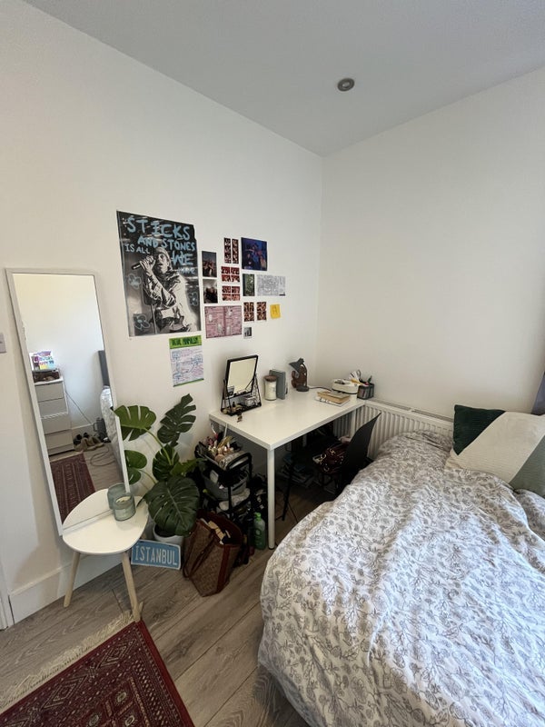 Room Rutland Gardens in Greater London