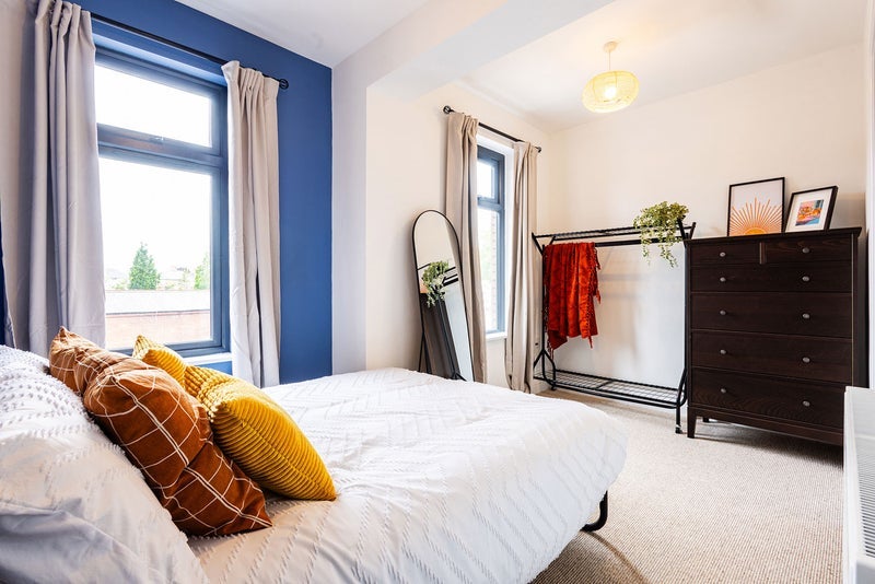 Room Saint Georges Road in Cardiff