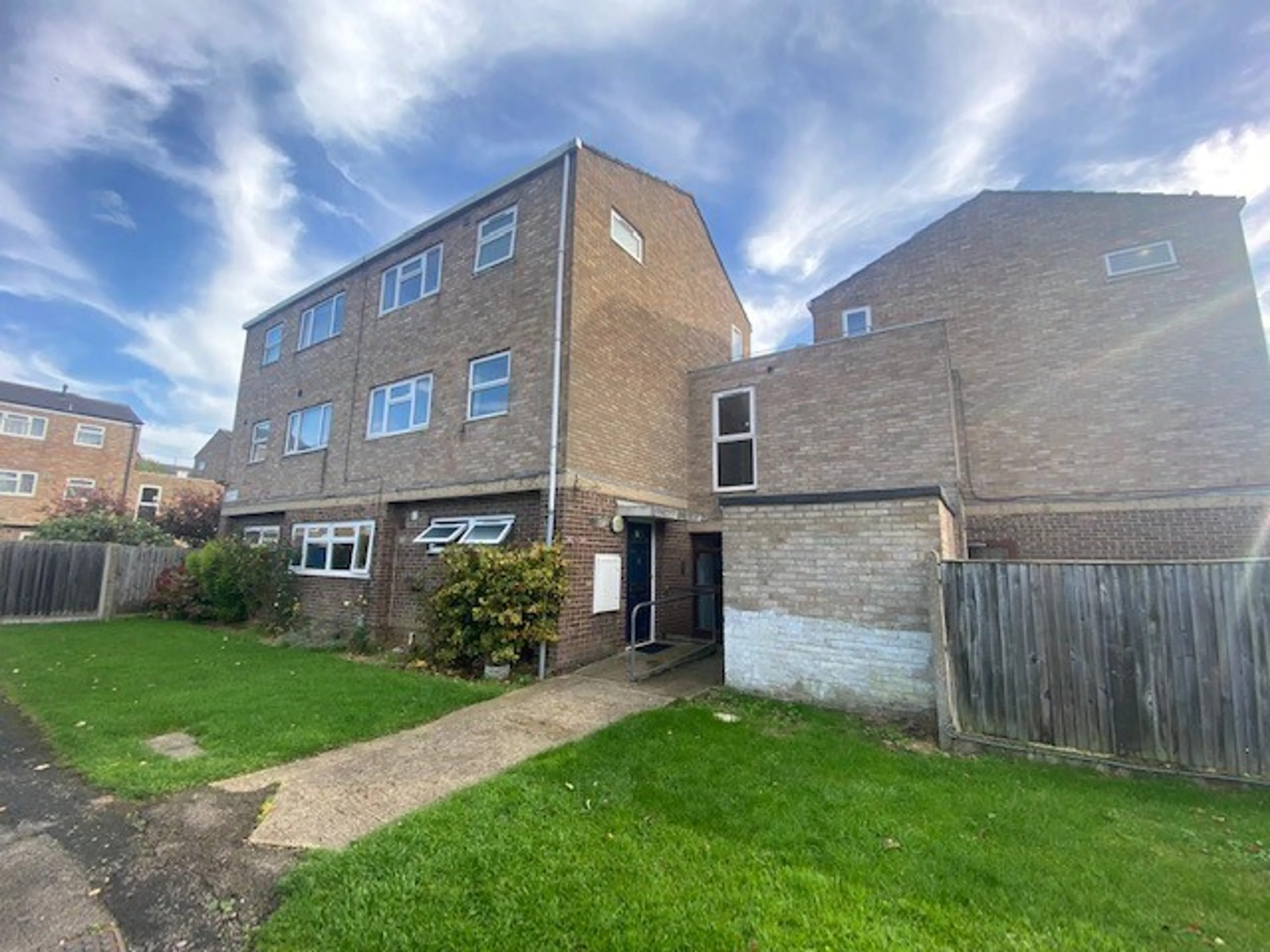 Flat York Place in Aylesbury