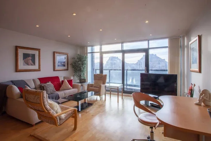 Flat Lancefield Quay in Glasgow