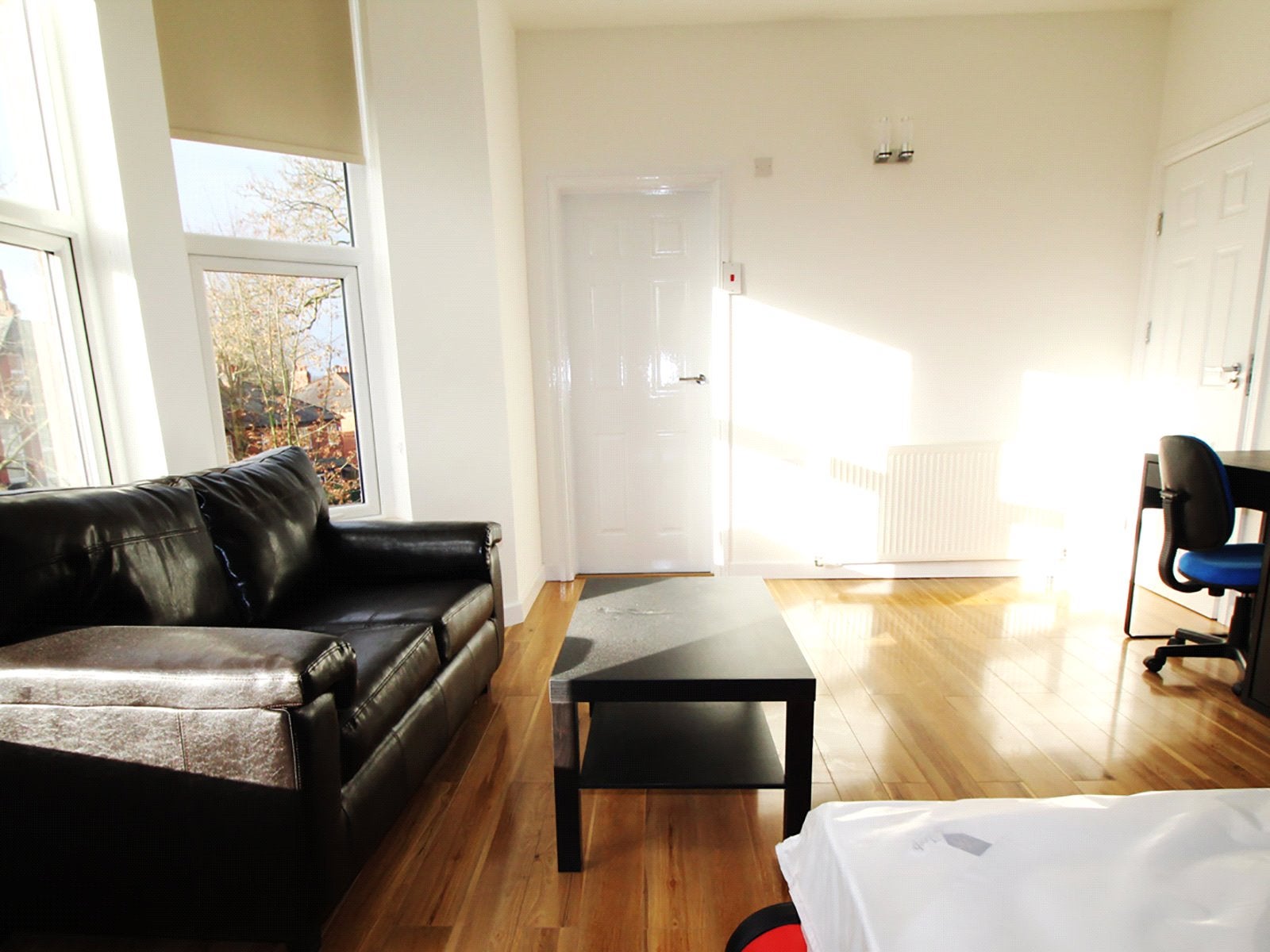 Flat Regent Park Terrace in Leeds