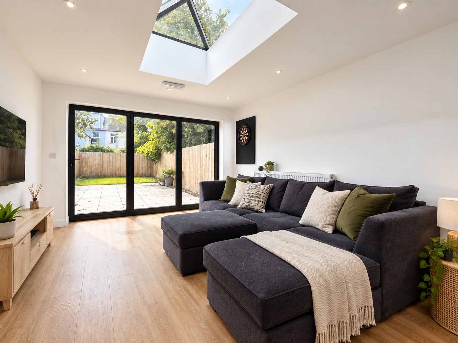 Room Wyeverne Road in Cardiff