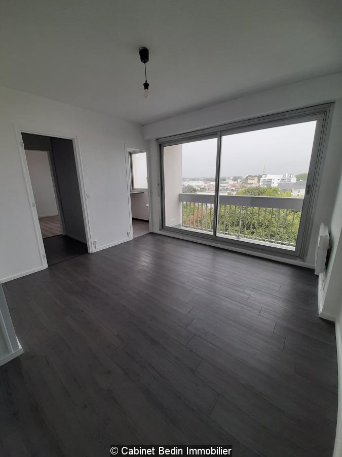 Flat Rue Émile Combes in Bordeaux