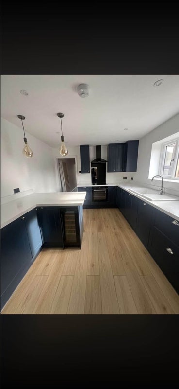 Room Whitchurch Road in Bristol