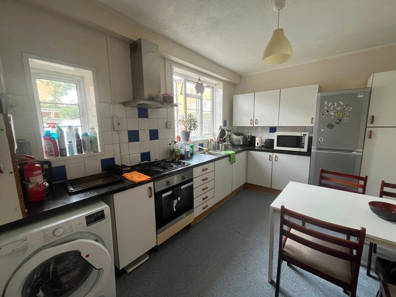 Room Repton Street in Greater London