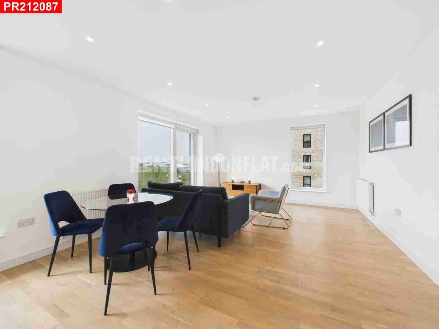 Flat Greenleaf Walk in Greater London