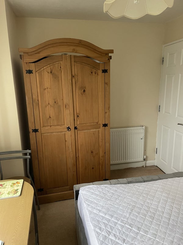 Room Beech Drive in Rugby