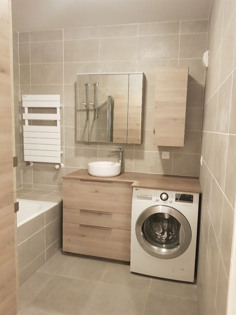 Appartement Rue Armand Silvestre à Courbevoie