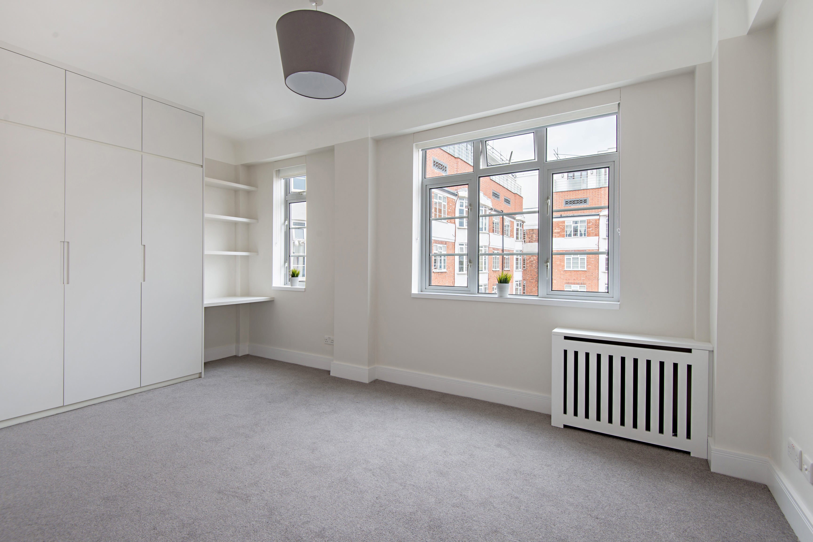 Flat Barbara Brosnan Court in City of Westminster