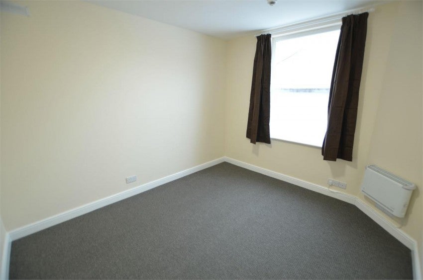 Flat Manor Road in Rugby