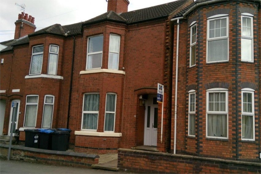 Flat Manor Road in Rugby