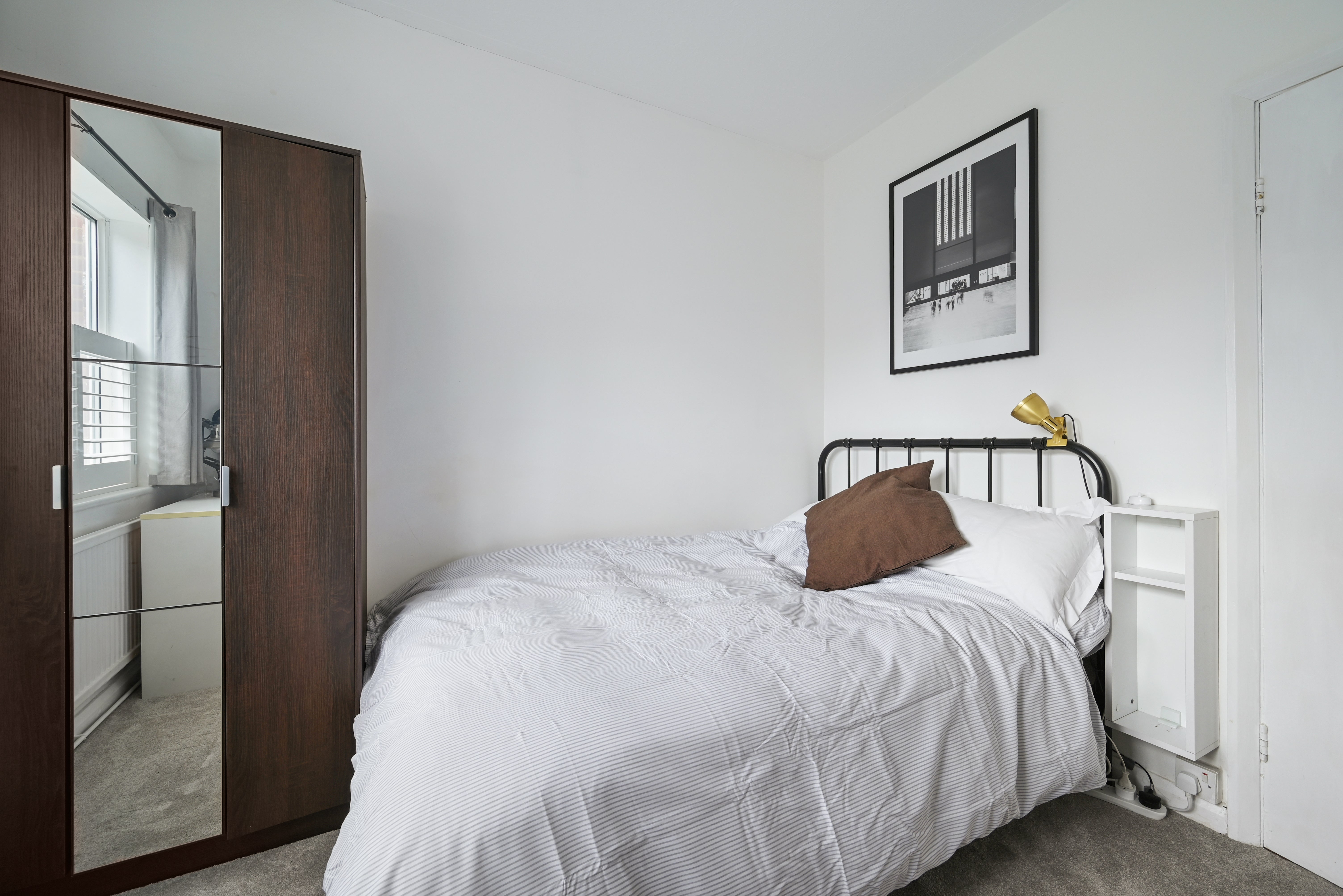 Flat Friern Park in Greater London