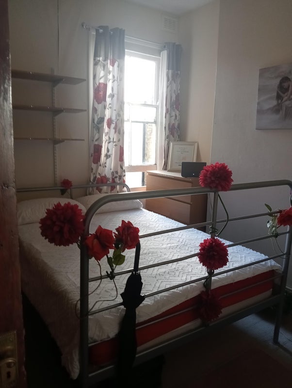 Room Brancaster Road in Greater London