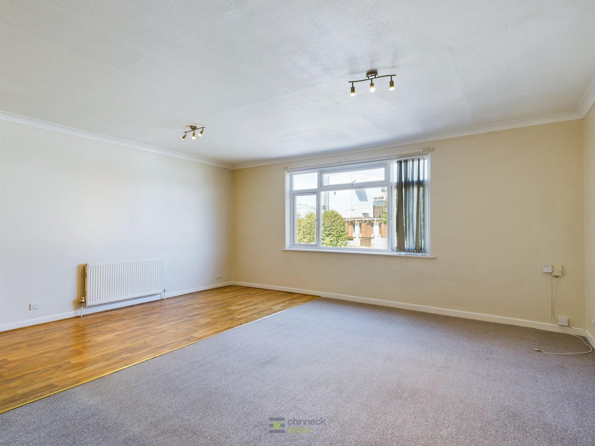 Flat Fawley Road in Portsmouth