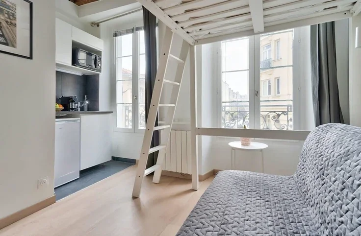 Flat Rue de l'Échiquier in Paris