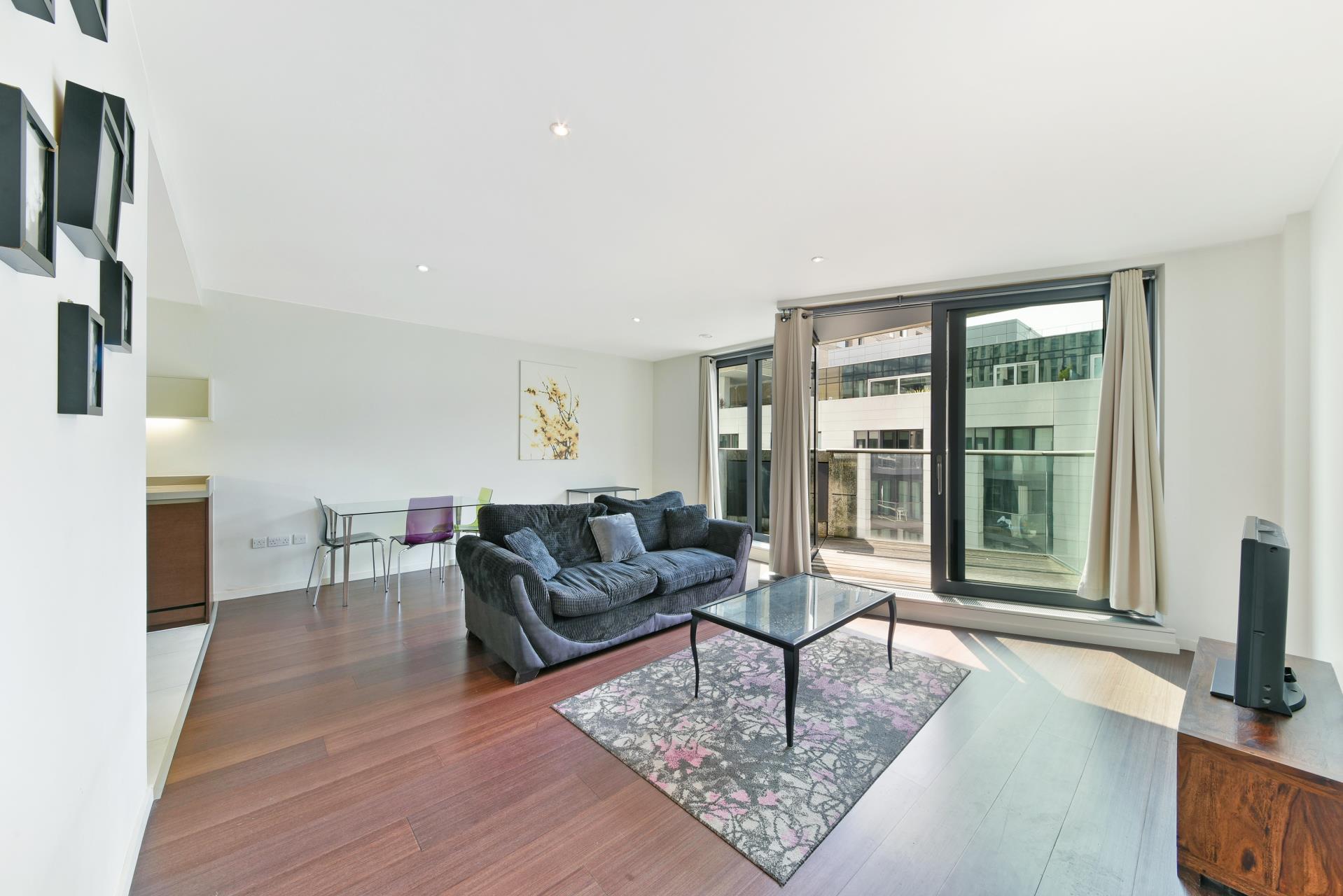 Flat Alexia Square in Greater London