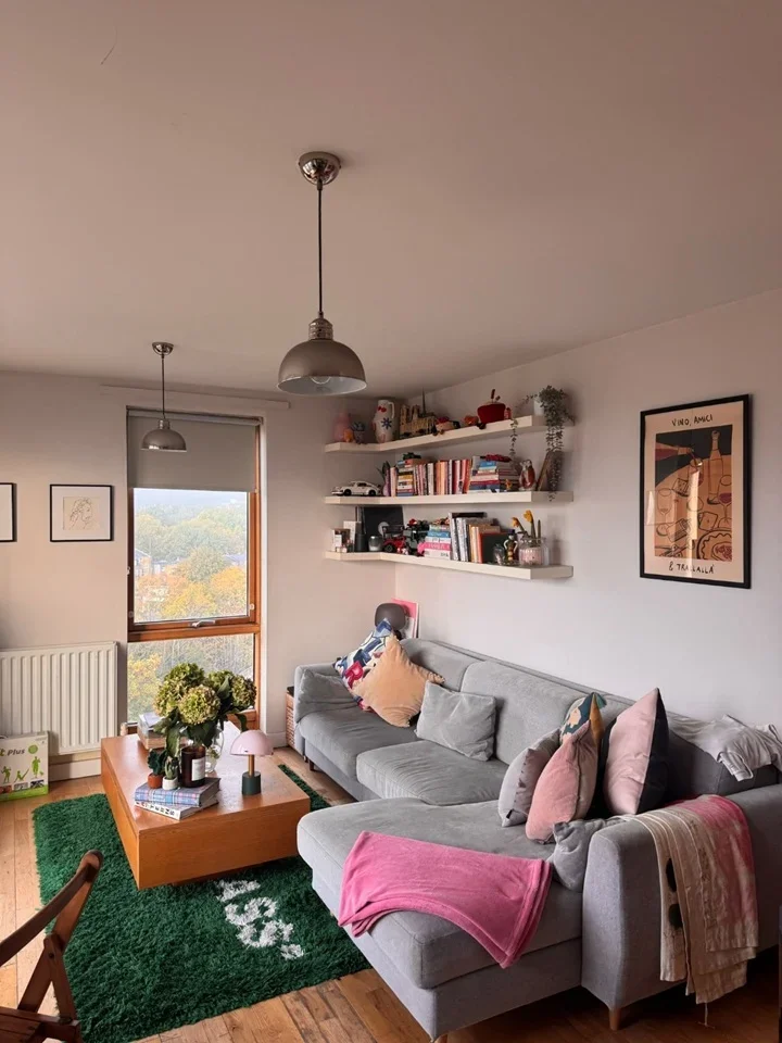 Flat Felstead Street in Greater London