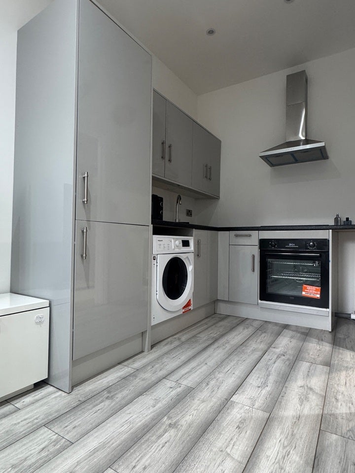 Flat Croydon Road in Greater London
