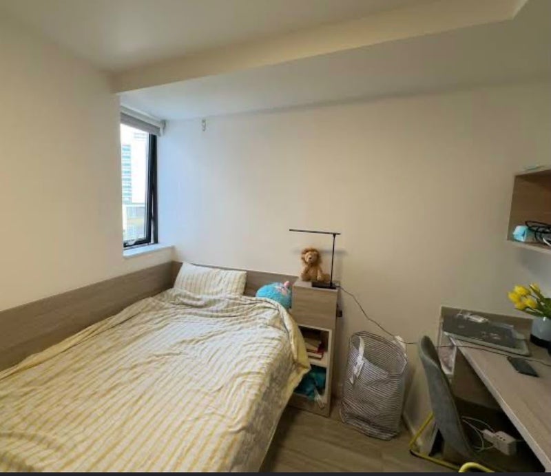 Flat Sebastian Street in Greater London