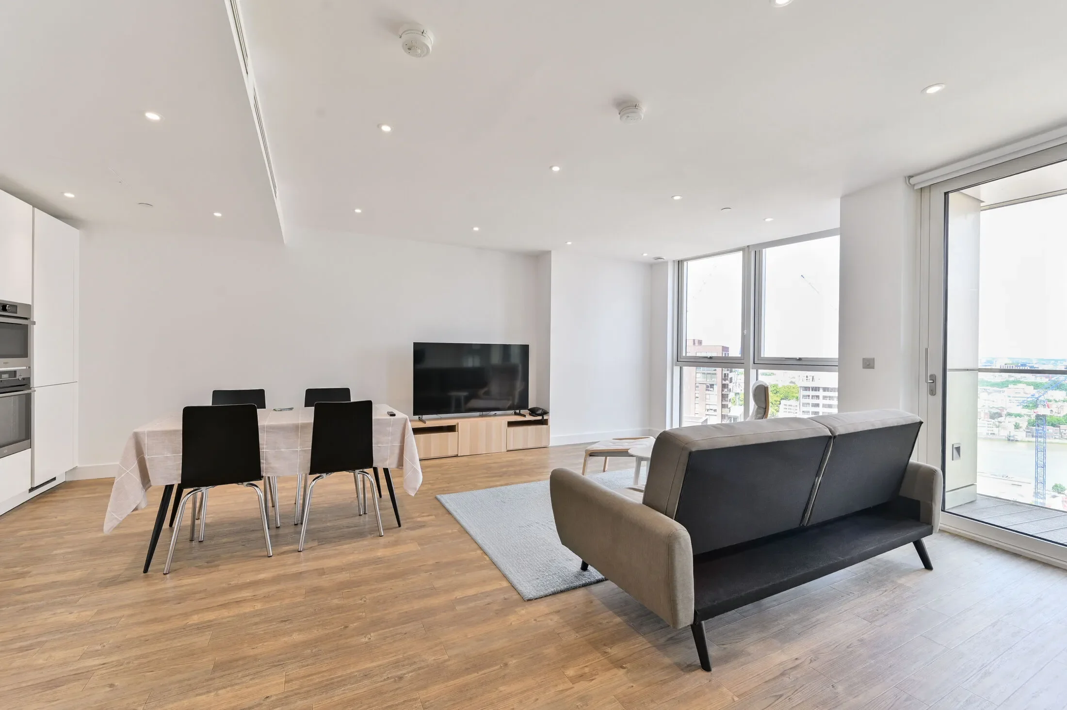 Flat Wandsworth Road in Greater London