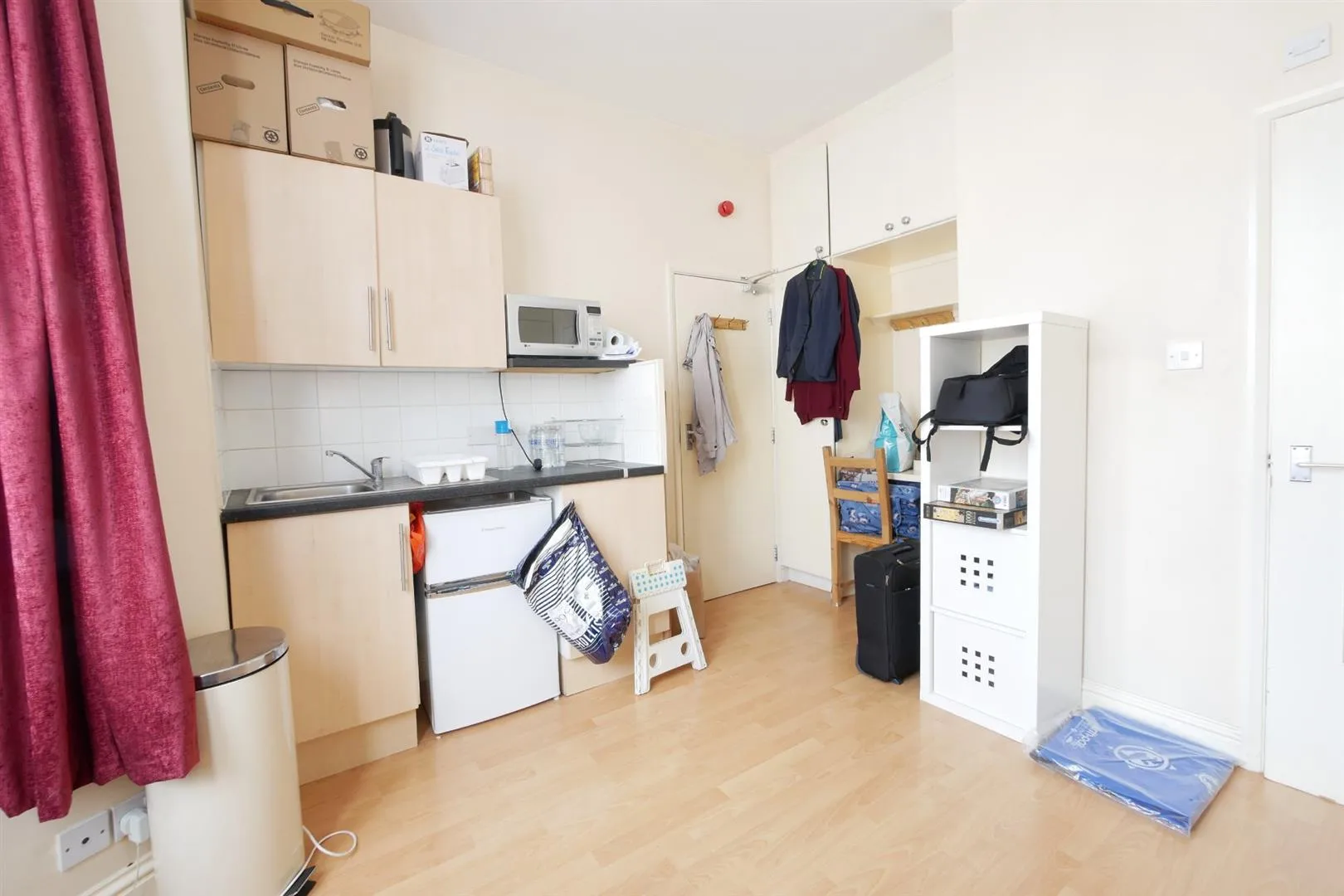 Room Cranbrook Park in Greater London