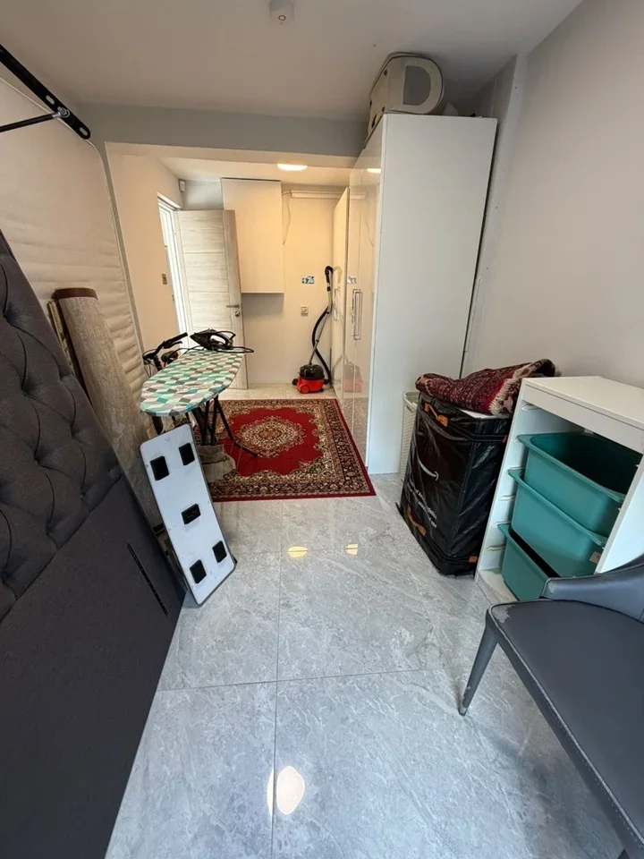 Room Staines Road East in Borough of Spelthorne