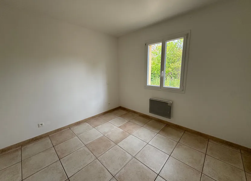 Appartement D 37 à Allègre-les-Fumades