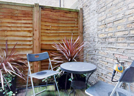 Flat Fairholme Road in Greater London