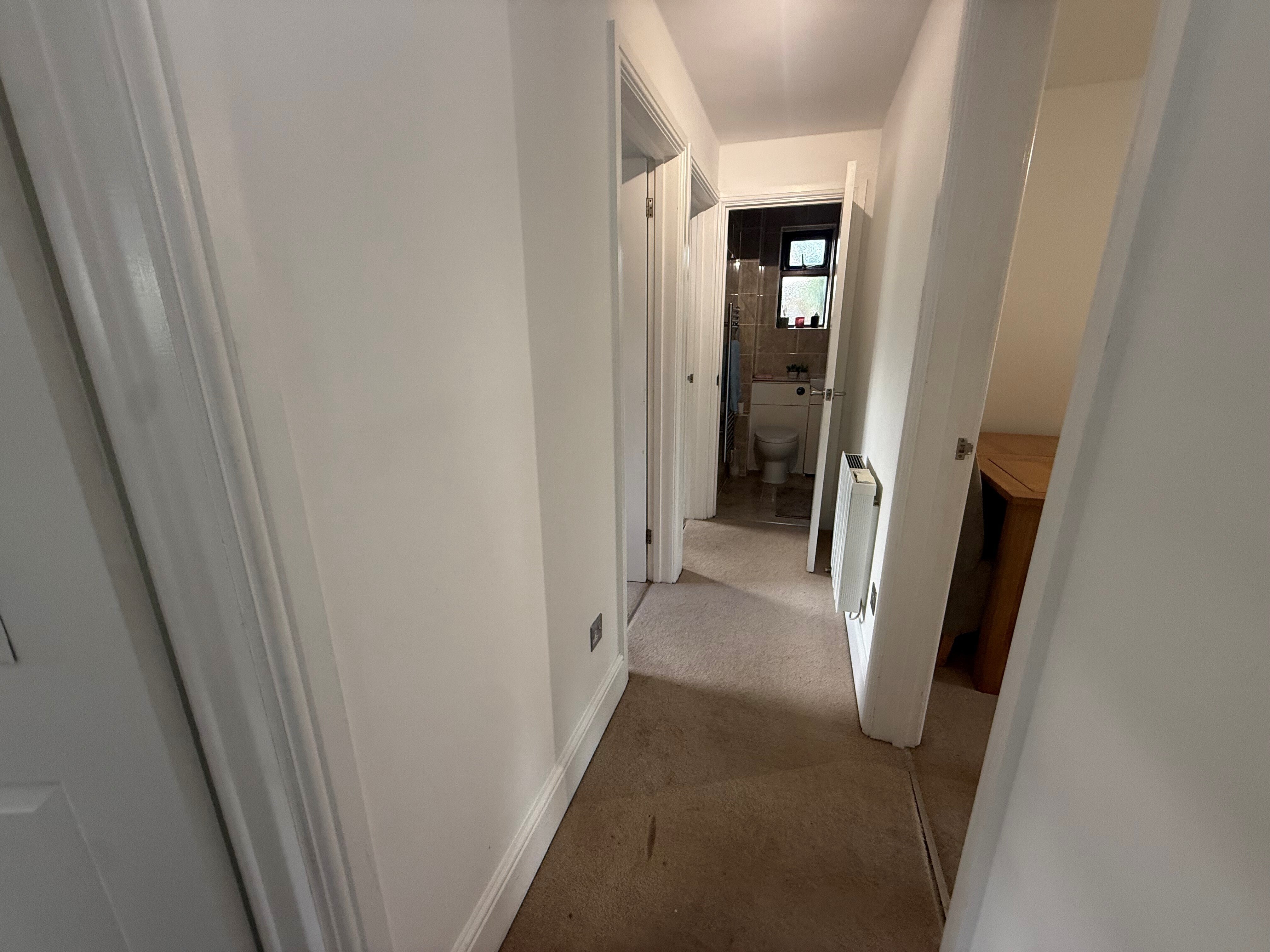 Flat Mowries Court in Somerton