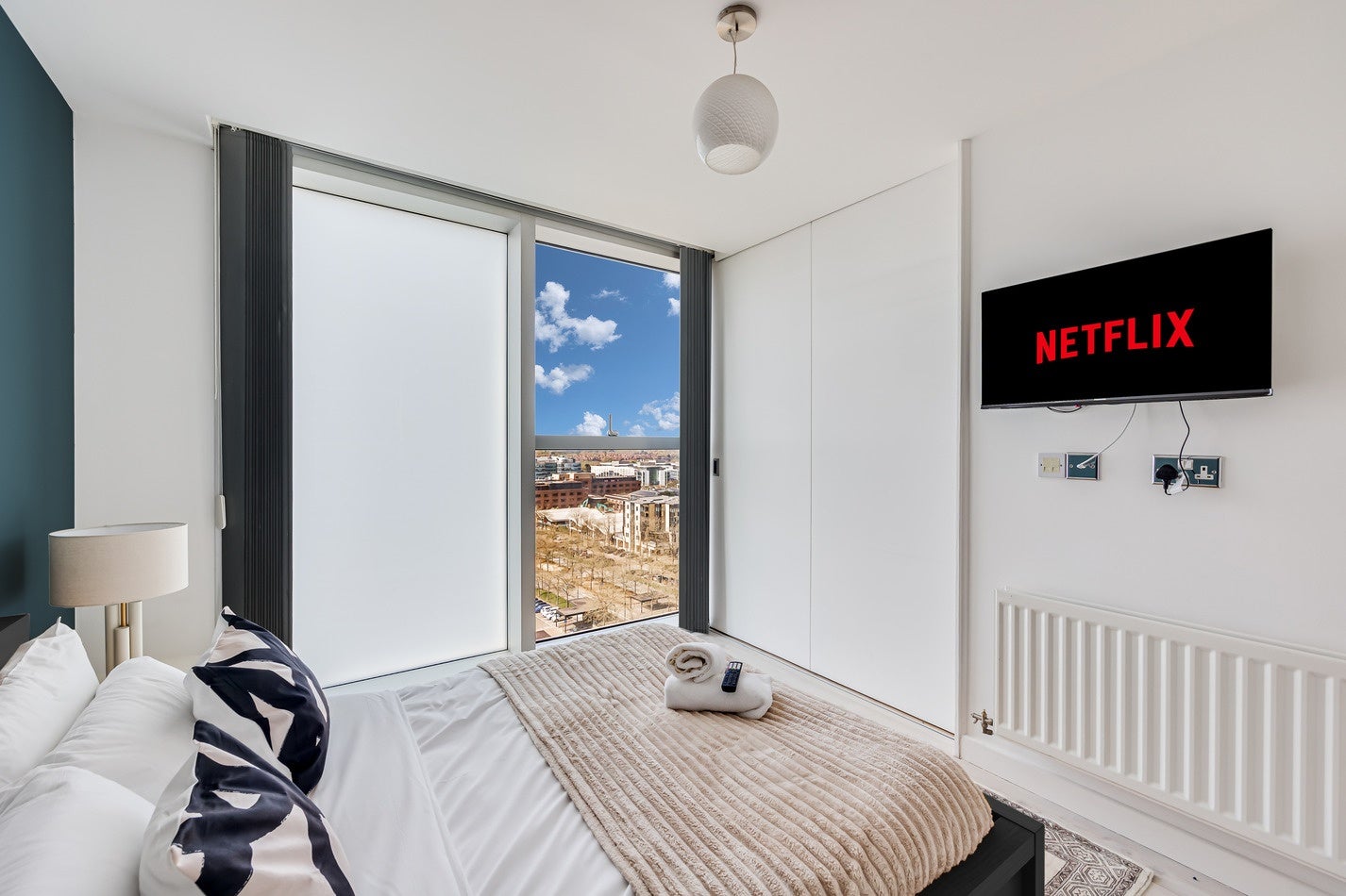 Flat Witan Gate in Milton Keynes