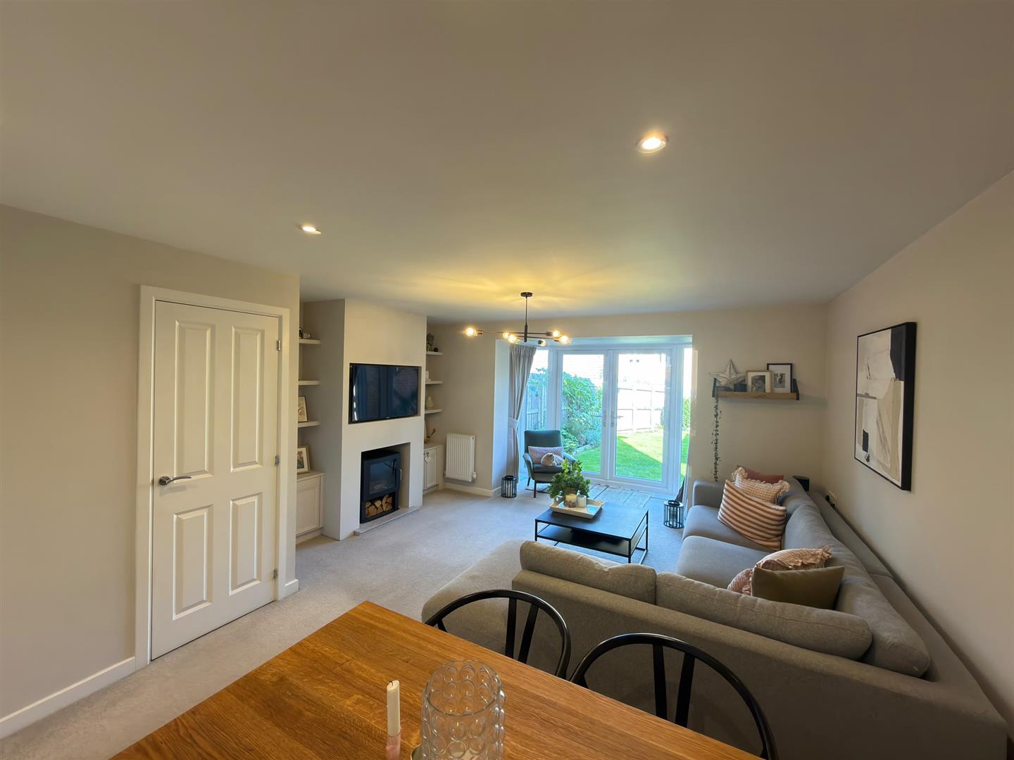 House Montagu Close in Leeds