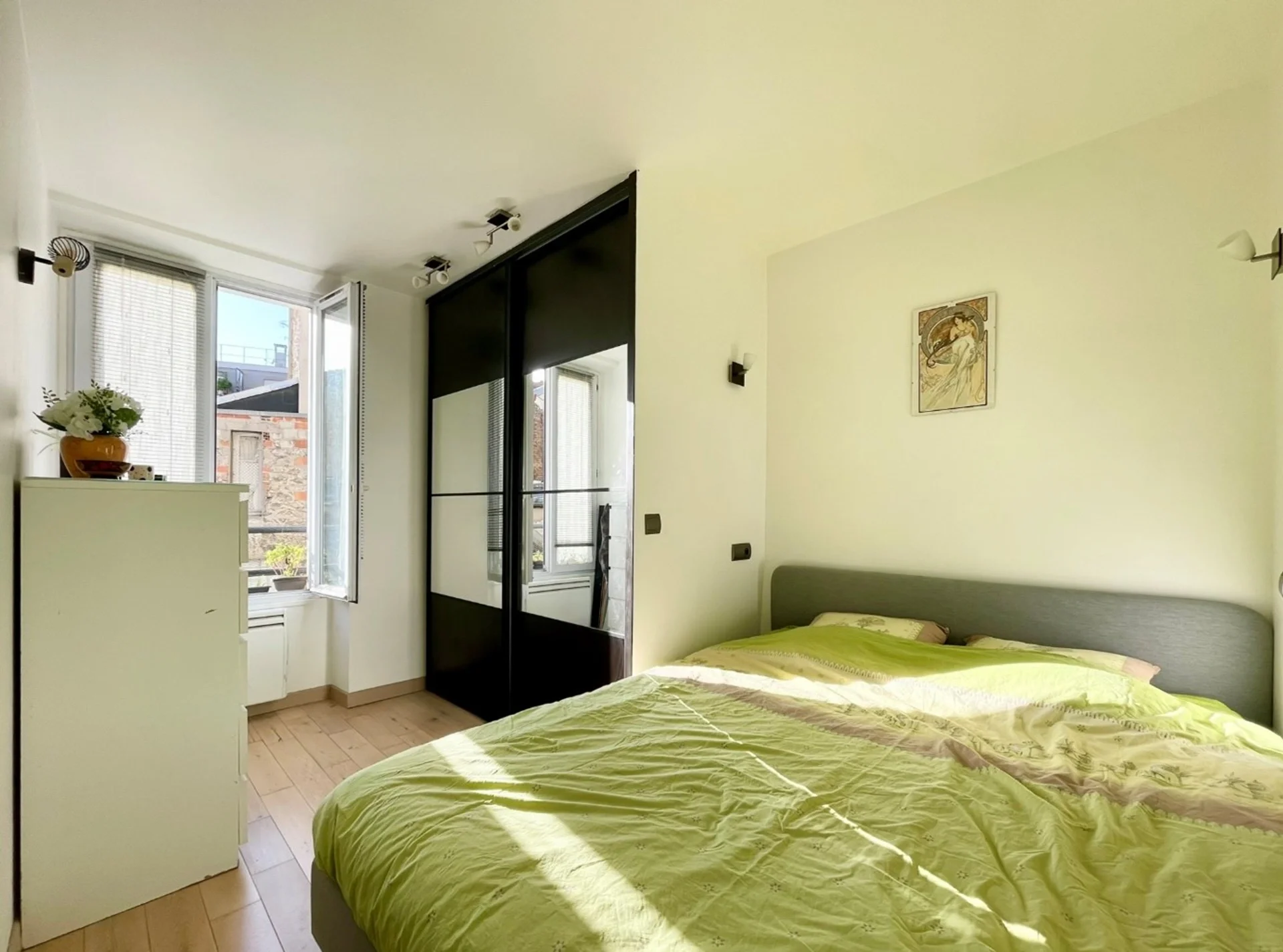 Flat Avenue d'Italie in Paris