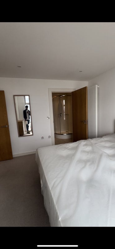 Room Winston Way in Greater London