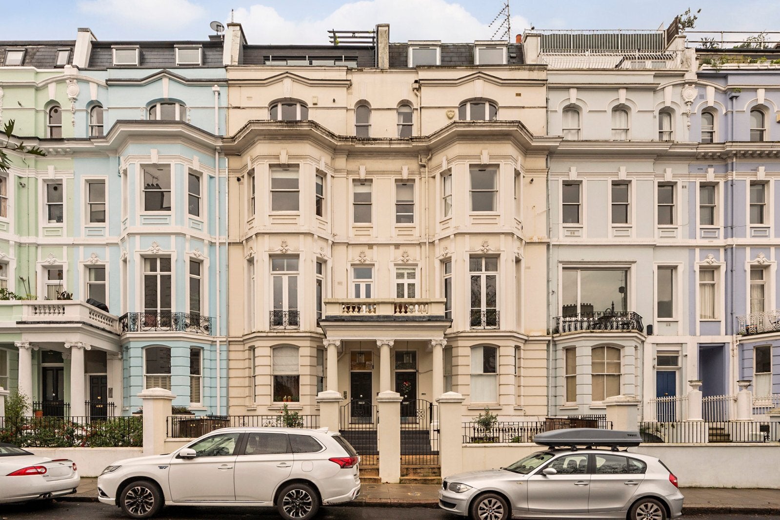Flat Colville Terrace in Greater London