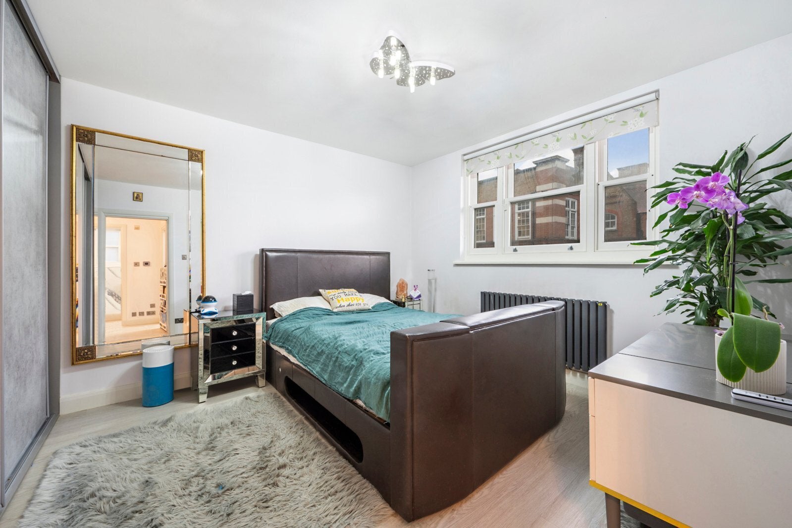 Flat Colville Terrace in Greater London
