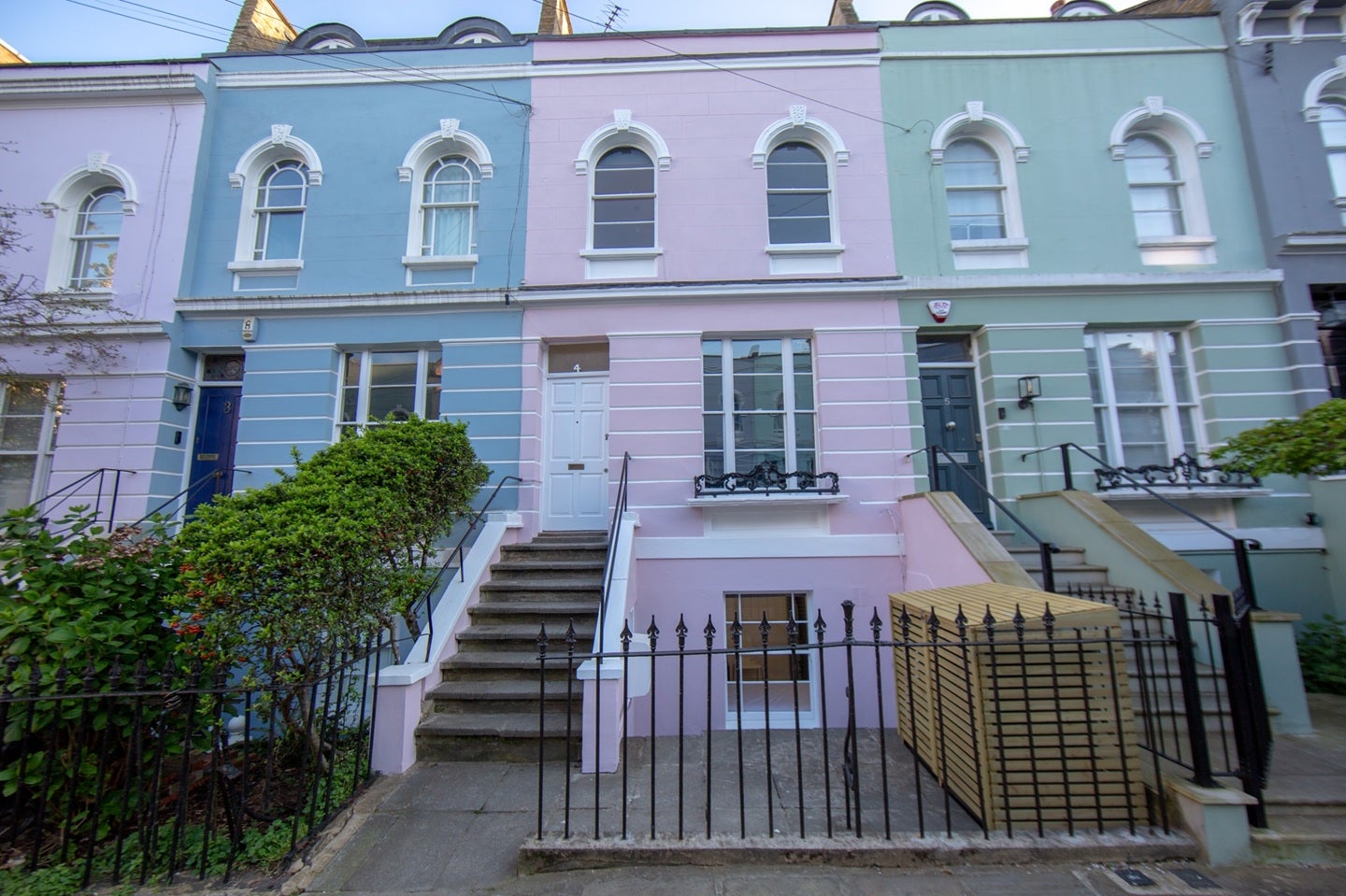 House Modbury Gardens in Greater London