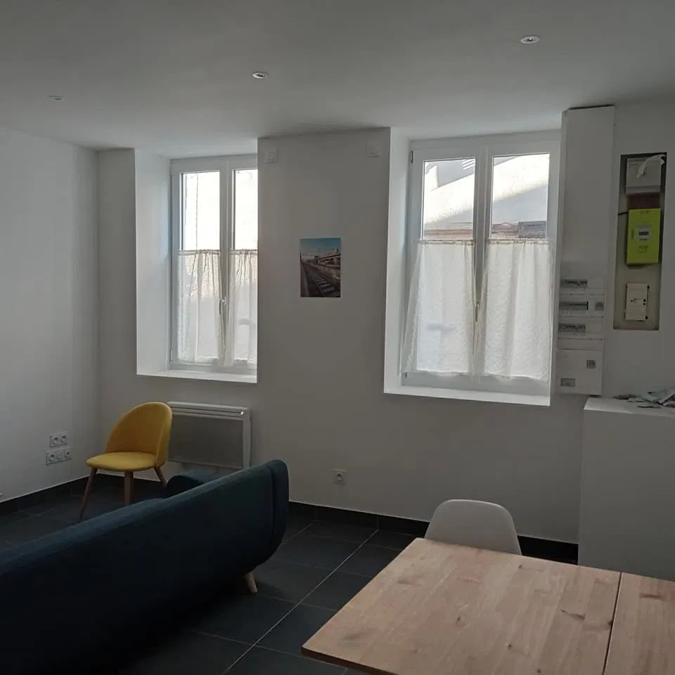 Flat Rue Marie Couturier in Thizy-les-Bourgs