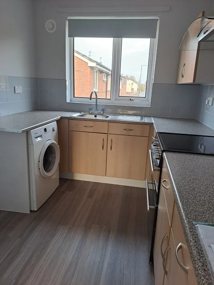 Flat Golborne Road in Wigan